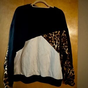 SHEIN Black White and Leopard Print Colorblock Pullover Sweatshirt